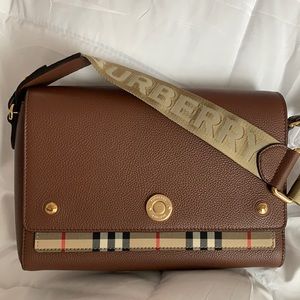 Burberry crossbody